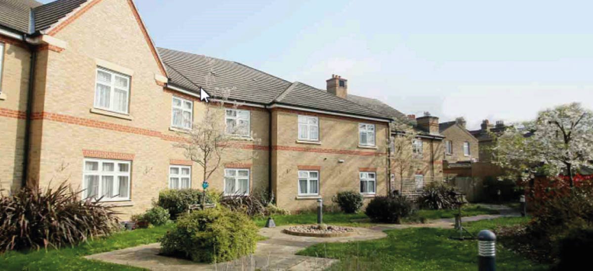 Front of Puddingstone Grange Care Home
