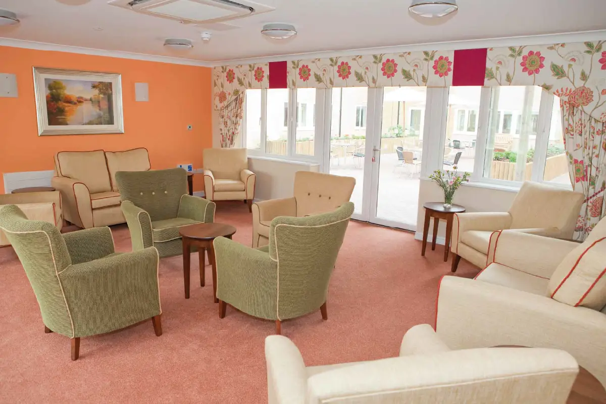 Amherst Court lounge