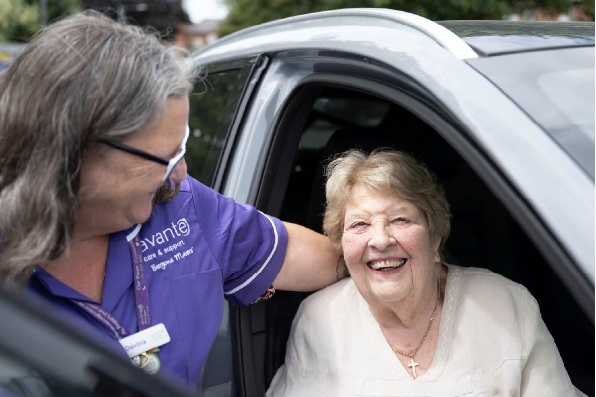 A Home Carer supporting a service user